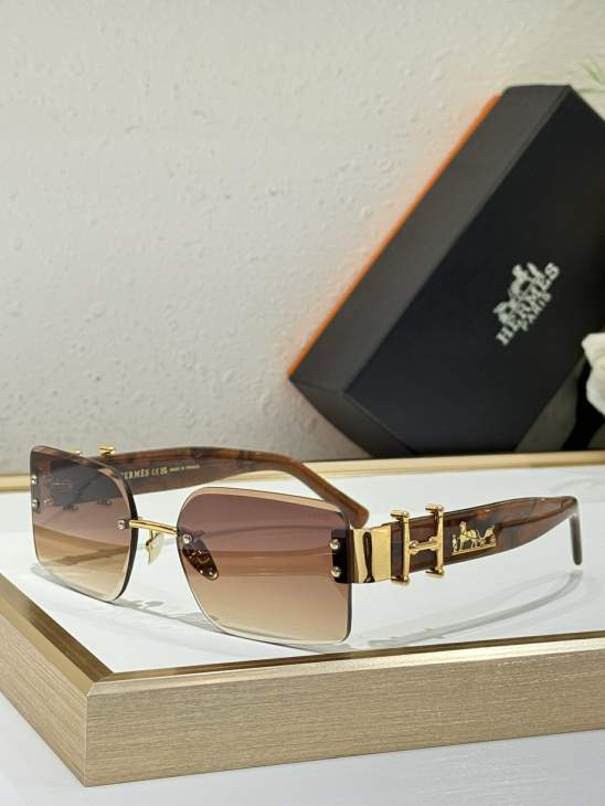 Picture of Hermes Sunglasses _SKUfw74525450fw